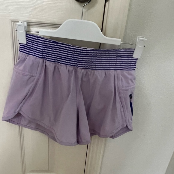 Lululemon tracker  “4 - Picture 1 of 3